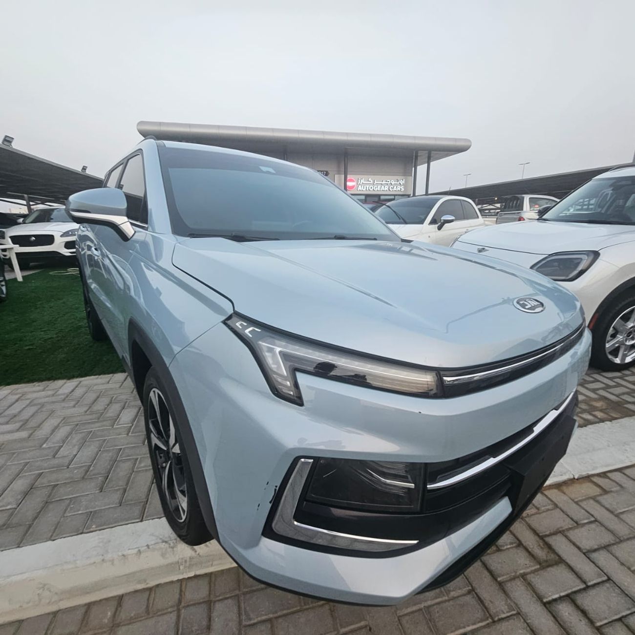 2025 Jac JS4 INTELLIGENCE, modrá, 44 929 km, dovoz SAE — foto 1