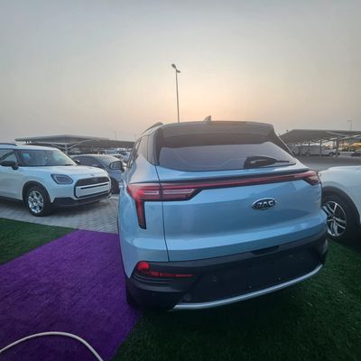 2025 Jac JS4 INTELLIGENCE, modrá, 44 929 km, dovoz SAE — foto 14 z 16
