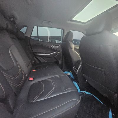 2025 Jac JS4 INTELLIGENCE, modrá, 44 929 km, dovoz SAE — foto 9 z 16