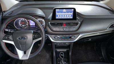 2023 Jac S3 INTELLIGENT, červená, 35 566 km, dovoz SAE — foto 7 z 16