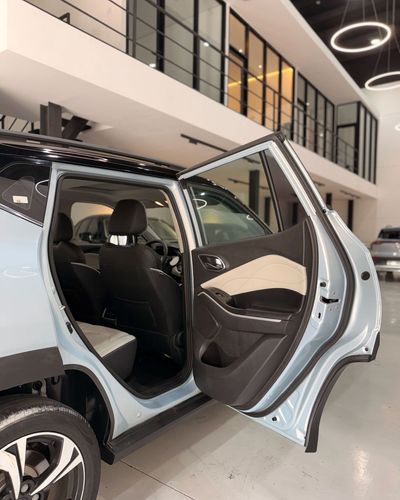 2025 Jac JS4 Plus, modrá, 62 110 km, dovoz SAE — foto 12 z 16