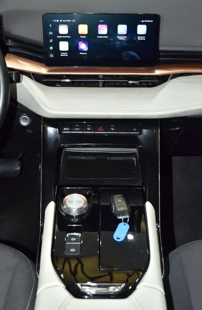 2023 Haval H6 BASIC, modrá, 60 000 km, dovoz SAE — foto 14 z 16