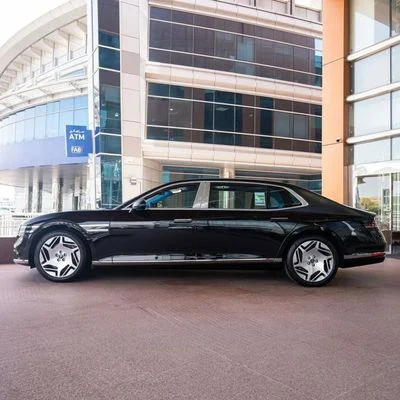 2024 Genesis G90, černá, 50 km, dovoz SAE — foto 9 z 10