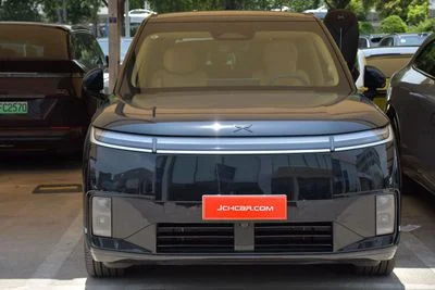 2026 Xpeng Gx SUPER RANGE EXTENDER 1585 AWD, bílá, 0 km, dovoz SAE — foto 4 z 28