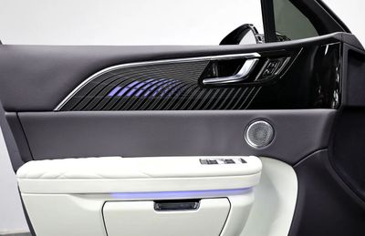 2023 Hongqi EHS9 FLAGSHIP, šedá, 3 158 km, dovoz SAE — foto 10 z 16