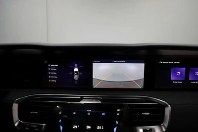 2023 Hongqi EHS9 FLAGSHIP, šedá, 3 158 km, dovoz SAE — foto 11 z 16