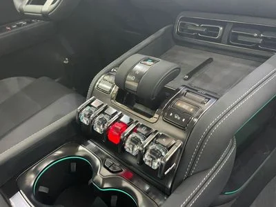 2026 Byd Leopard 5 FLAGSHIP, stříbrná, 0 km, dovoz SAE — foto 5 z 14