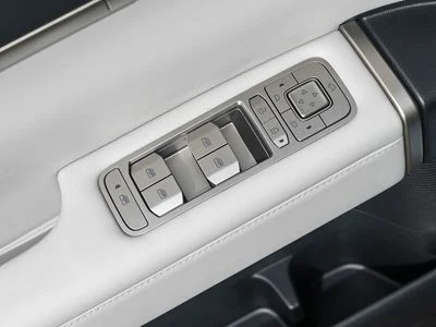2026 Byd Leopard 7, černá, 0 km, dovoz SAE — foto 5 z 8
