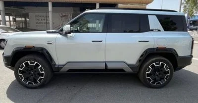 2026 Byd Leopard 8 FLAGSHIP, stříbrná, 16 km, dovoz SAE — foto 3 z 8