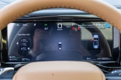 2026 Byd Leopard 5 FLAGSHIP, šedá, 1 900 km, dovoz SAE — foto 4 z 16