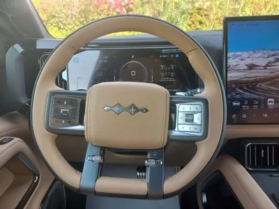 2026 Byd Leopard 8 FLAGSHIP, černá, 200 km, dovoz SAE — foto 10 z 14