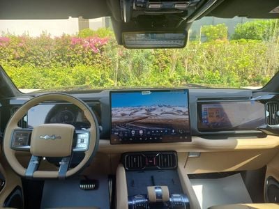 2026 Byd Leopard 8 FLAGSHIP, černá, 200 km, dovoz SAE — foto 8 z 14