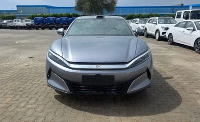 2025 Byd HAN, šedá, 0 km, dovoz SAE — foto 2 z 20
