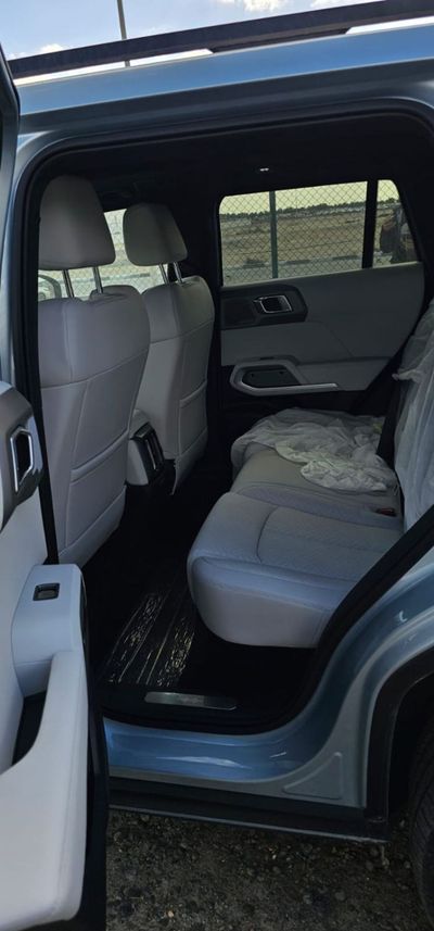 2026 Byd Leopard 3 TITANIUM, modrá, 0 km, dovoz SAE — foto 6 z 8