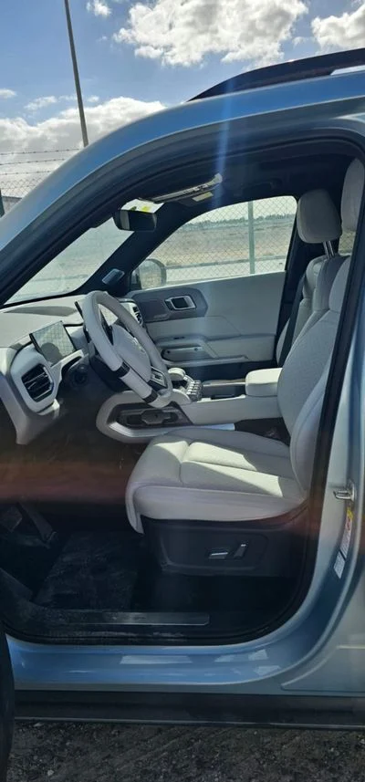 2026 Byd Leopard 3 TITANIUM, modrá, 0 km, dovoz SAE — foto 8 z 8