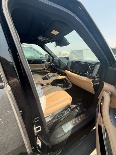 2026 Byd Leopard 8 FLAGSHIP, černá, 13 km, dovoz SAE — foto 2 z 6