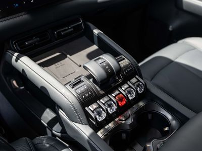 2025 Byd Leopard 5 FLAGSHIP, černá, 7 962 km, dovoz SAE — foto 10 z 16