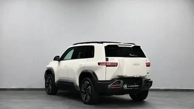 2025 Byd Leopard 3 TITANIUM, bílá, 0 km, dovoz SAE — foto 4 z 16
