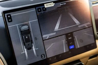 2026 Byd Leopard 8 FLAGSHIP, šedá, 2 100 km, dovoz SAE — foto 15 z 16