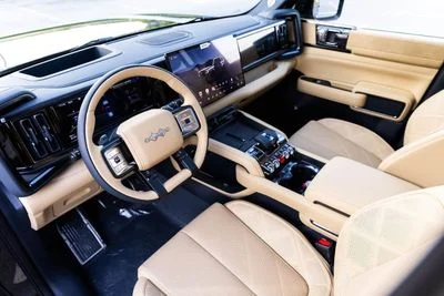2025 Byd Leopard 5, černá, 2 970 km, dovoz SAE — foto 7 z 16