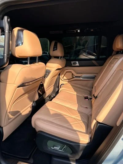 2025 Byd Leopard 8 FLAGSHIP, stříbrná, 25 000 km, dovoz SAE — foto 8 z 11