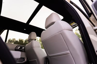 2025 Byd Leopard 3 TITANIUM, bílá, 2 700 km, dovoz SAE — foto 8 z 16