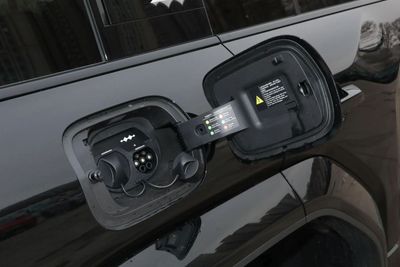 2025 Byd Leopard 5, černá, 0 km, dovoz SAE — foto 12 z 18