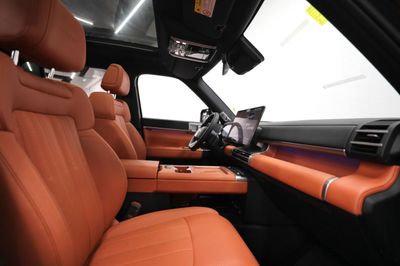 2026 Byd Leopard 7, stříbrná, 0 km, dovoz SAE — foto 7 z 18