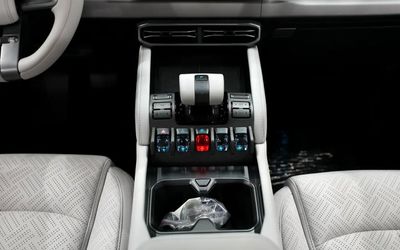 2025 Byd Leopard 3 TITANIUM, černá, 0 km, dovoz SAE — foto 15 z 15
