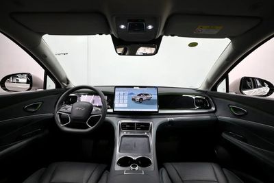 2025 Byd Sealion 7 PERFORMANCE, Other color, 1 793 km, dovoz SAE — foto 11 z 15