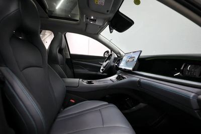 2025 Byd Sealion 7 PERFORMANCE, Other color, 1 793 km, dovoz SAE — foto 7 z 15