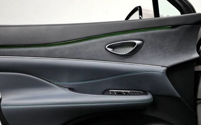 2025 Byd Sealion 7 PERFORMANCE, Other color, 1 793 km, dovoz SAE — foto 9 z 15