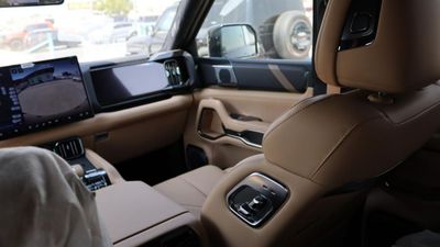 2025 Byd Leopard 8 FLAGSHIP, černá, 0 km, dovoz SAE — foto 13 z 17