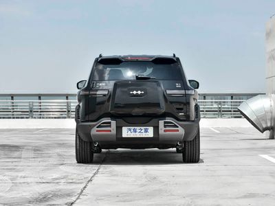 2025 Byd Leopard 3 TITANIUM, bílá, 0 km, dovoz SAE — foto 3 z 11