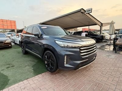 2024 Exeed VX FLAGSHIP, hnědá, 220 000 km, dovoz SAE — foto 11 z 16
