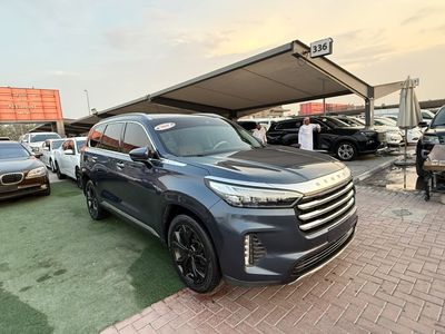 2024 Exeed VX FLAGSHIP, hnědá, 220 000 km, dovoz SAE — foto 8 z 16