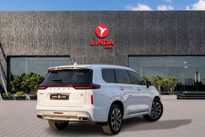 2025 Exeed VX FLAGSHIP, bílá, 37 000 km, dovoz SAE — foto 6 z 16