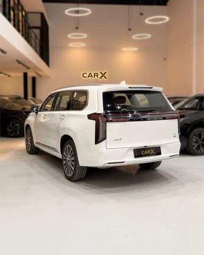 2026 Exeed VX FLAGSHIP, bílá, 0 km, dovoz SAE — foto 4 z 16