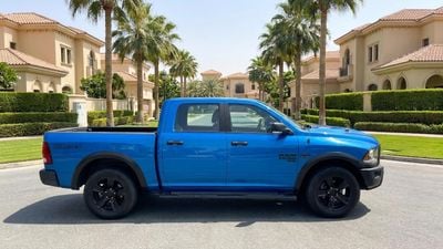 2022 RAM 1500 WARLOCK, modrá, 50 273 km, dovoz SAE — foto 3 z 16