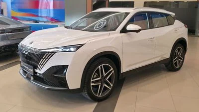2026 Dongfeng Mage E2, bílá, 0 km, dovoz SAE — foto 4 z 29