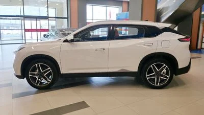 2026 Dongfeng Mage E2, bílá, 0 km, dovoz SAE — foto 8 z 29