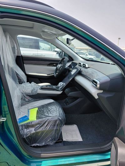 2026 Dongfeng Mage E2, zelená, 0 km, dovoz SAE — foto 11 z 20
