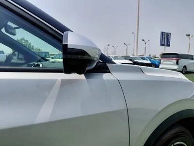 2026 Dongfeng Mage E2, stříbrná, 0 km, dovoz SAE — foto 7 z 19