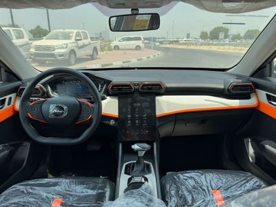 2026 Dongfeng Shine E2, bílá, 0 km, dovoz SAE — foto 11 z 25