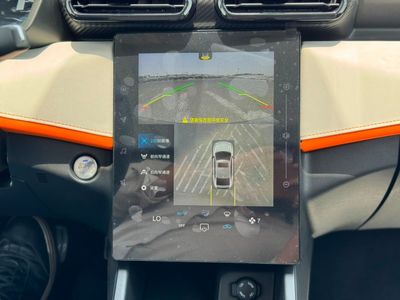 2026 Dongfeng Shine E2, bílá, 0 km, dovoz SAE — foto 14 z 25