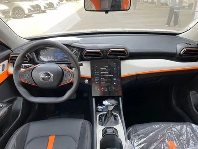 2026 Dongfeng Shine E1, černá, 0 km, dovoz SAE — foto 9 z 9