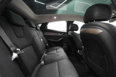 2025 Seres 5 PREMIUM, bílá, 0 km, dovoz SAE — foto 9 z 17