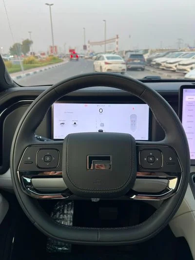 2026 Rox 01 VIP, černá, 0 km, dovoz SAE — foto 10 z 25