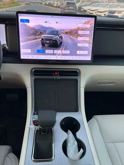 2026 Rox 01 VIP, černá, 0 km, dovoz SAE — foto 11 z 25