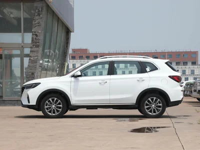 2025 Roewe RX5, bílá, 0 km, dovoz SAE — foto 5 z 20